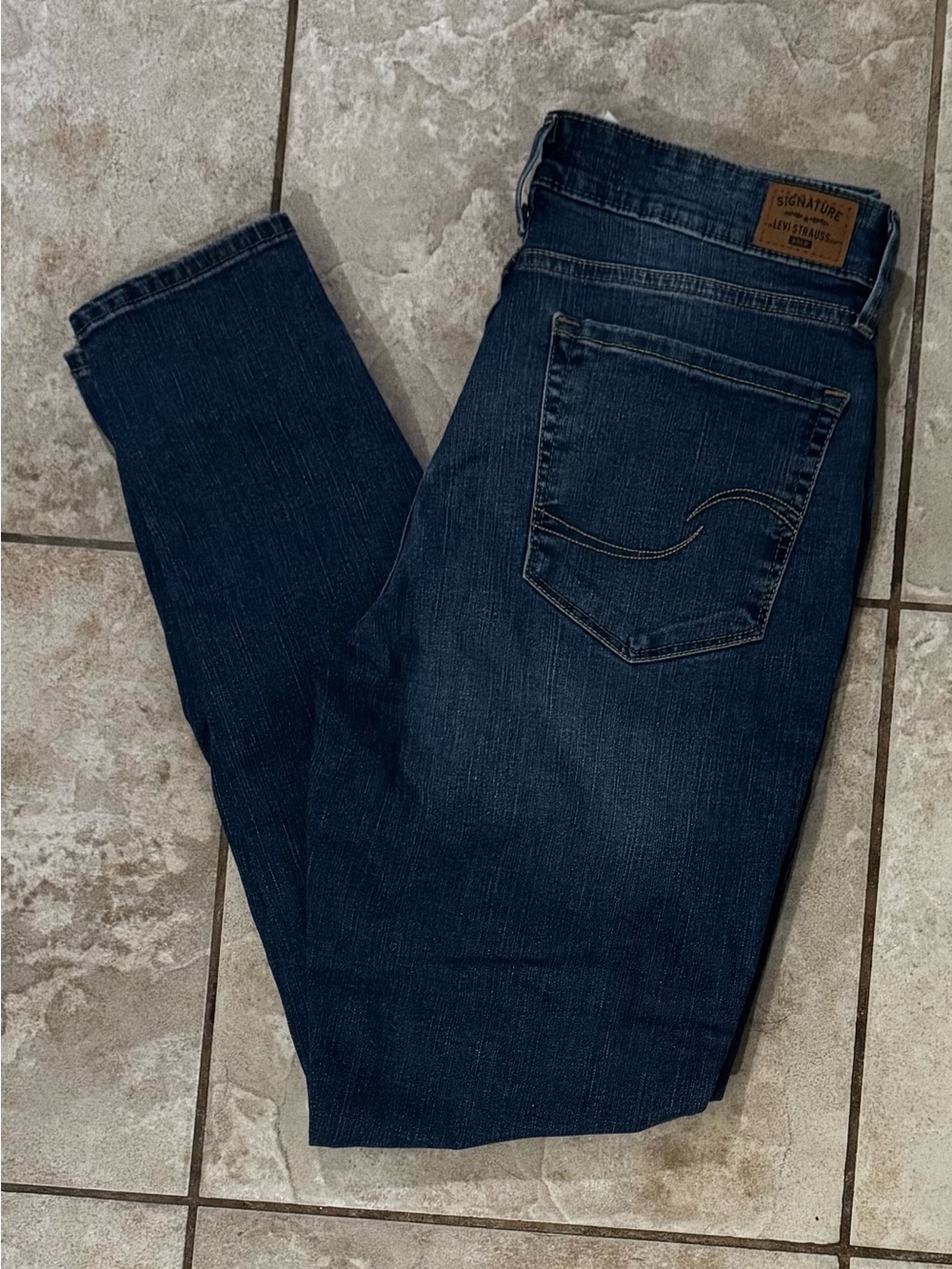 Levi’s Signature Gold Mid Rise Skinny Jeans Women’s 8M W29 L30